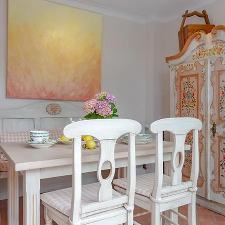 Biberhues Og Apartment